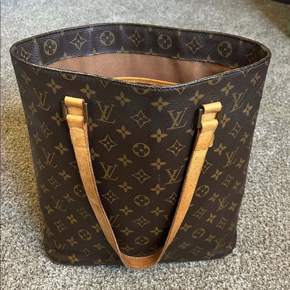 Authentic Louis Vuitton Vavin GM tote Brown Monogram Shoulder Bag - Picture 9 of 16